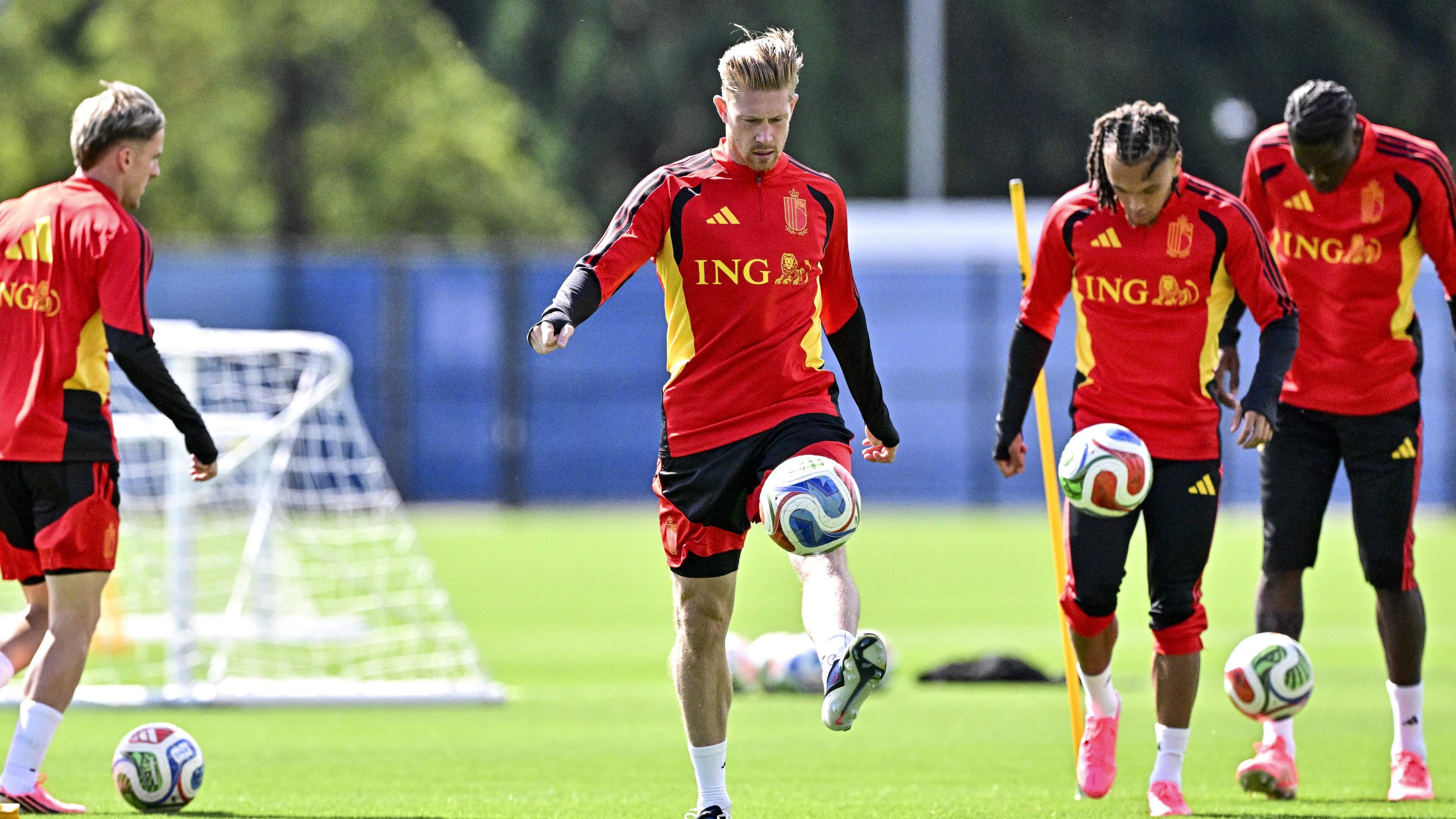 Alleen Zeno Debast ontbreekt op eerste veldtraining Rode Dui