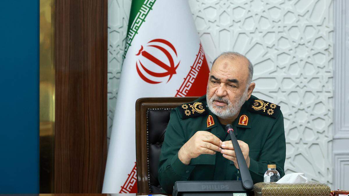Amerikaanse bases zijn volgens Iran “legitiem doel” voor vergelding, “Trump vroeg Netanyahu luchtafweer in Iran uit te schakelen”