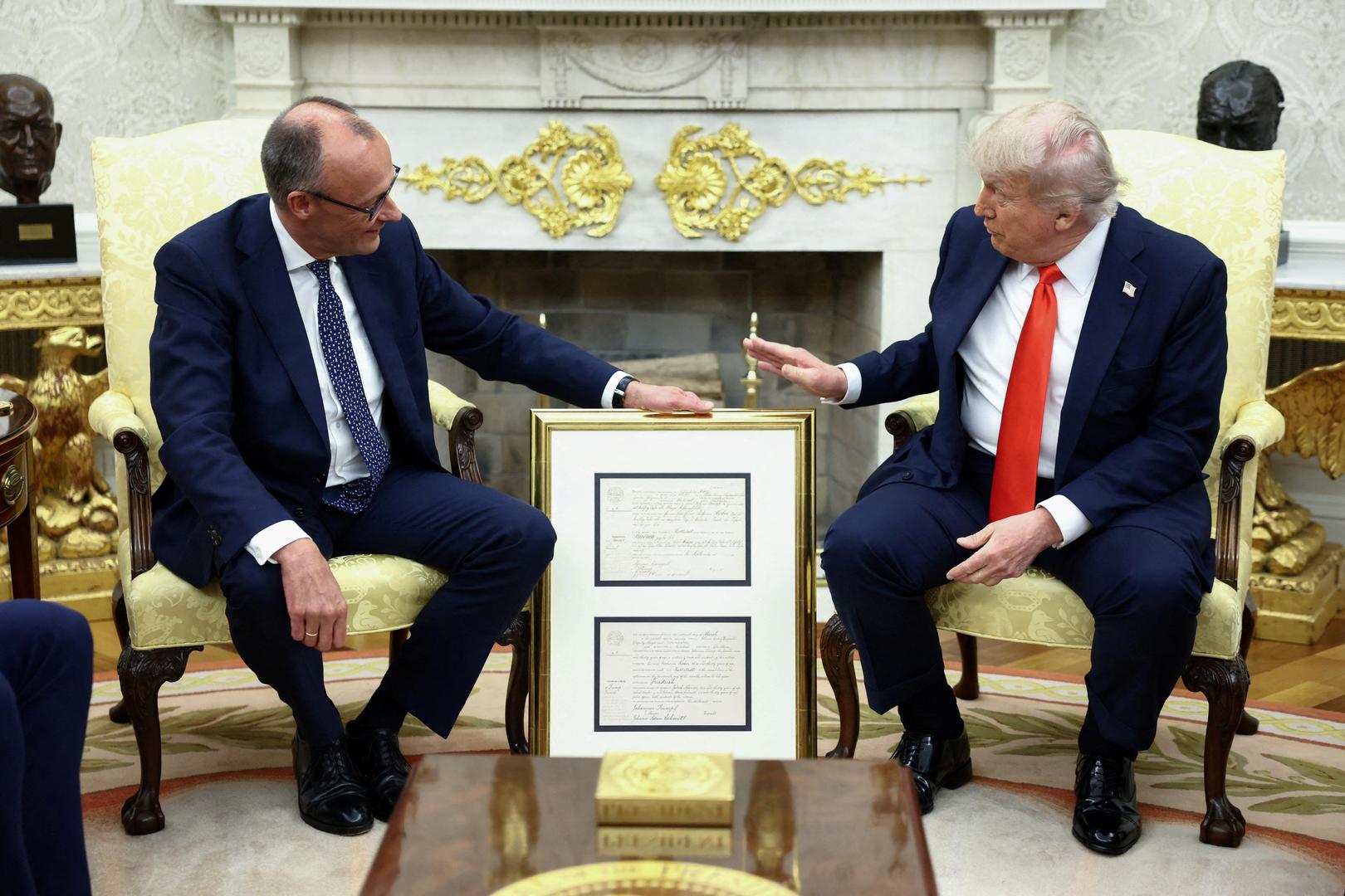 Kanselier Friedrich Merz was op zijn hoede tijdens zijn gesprek met Donald Trump.