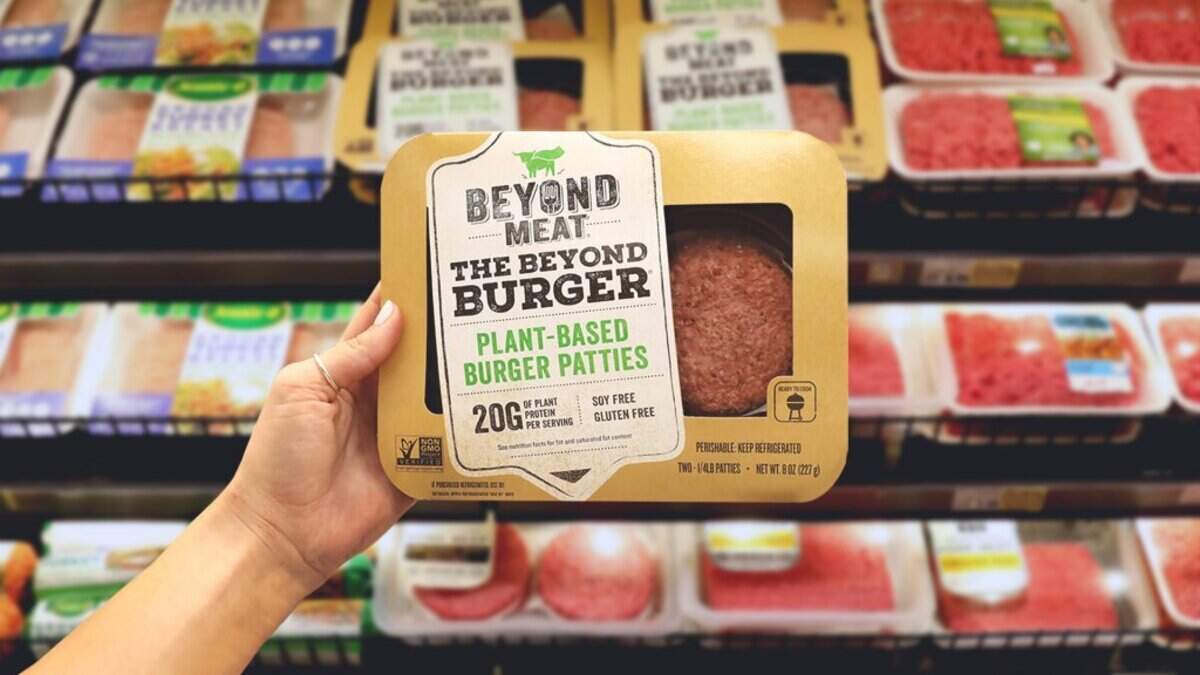 流行の肉代替品ビヨンド・ミートが証券取引所で価値の99パーセントを失った