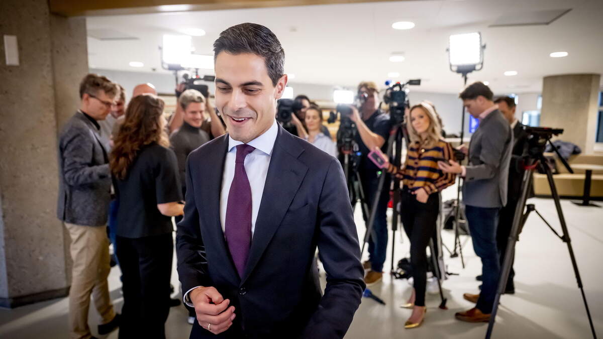 海外からの票を集計した結果、D66はさらにリードしているが、26議席にとどまる可能性がある