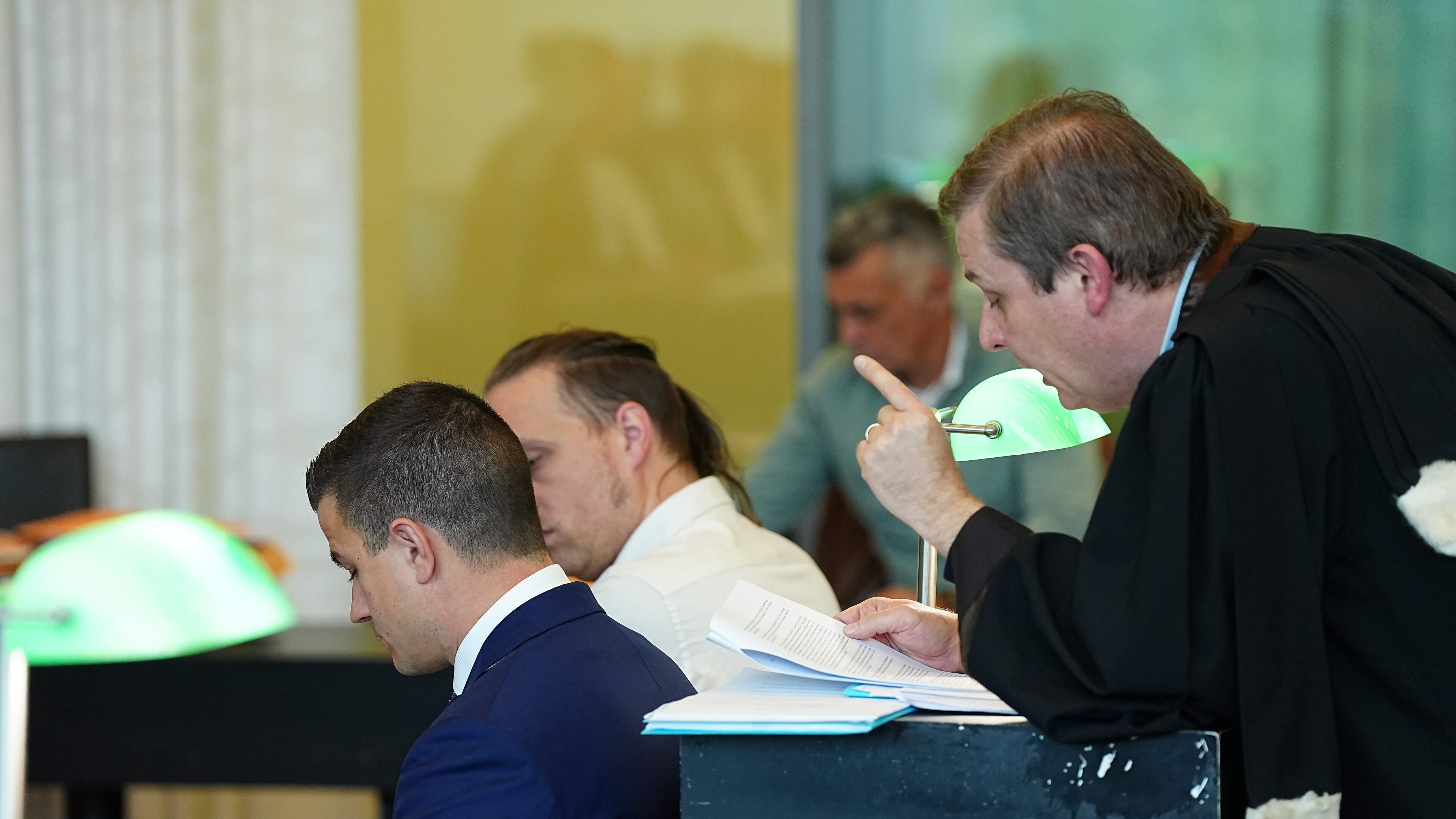 Leidt de veroordeling van Van Langenhove tot een “hellend vlak”, zoals Peter De Roover vreest?