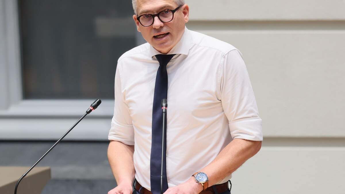 Live Politics Brussels Consultationが終了し、Sven Gatz（オープンVLD）予算介入の提案