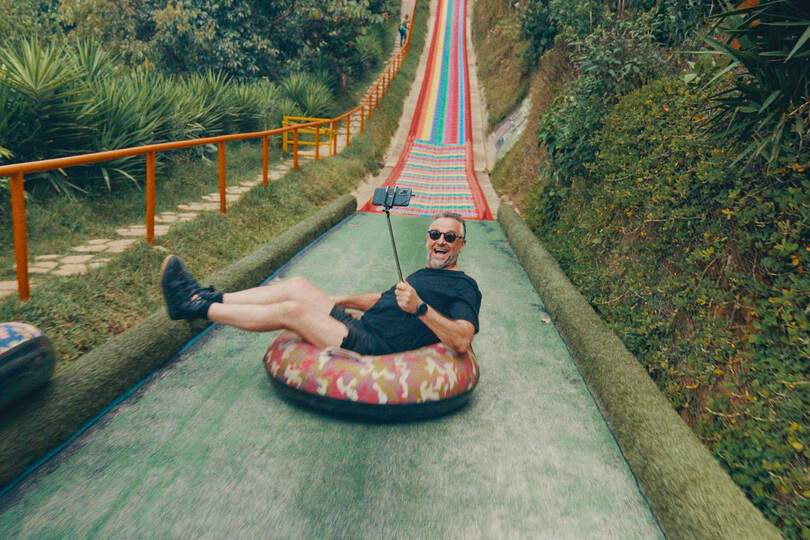 Tom Waes in El Salvador tijdens ‘Reizen Waes’.