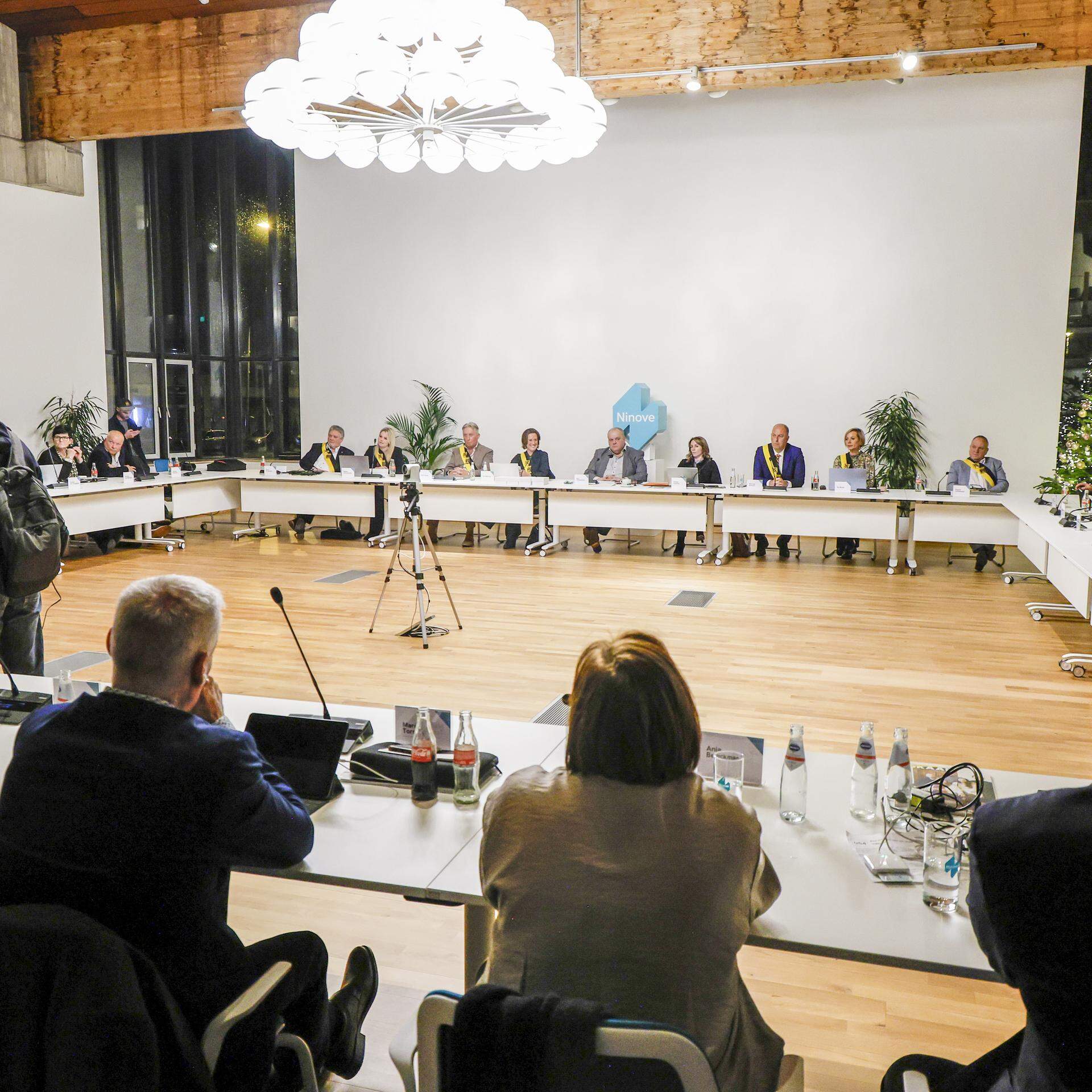 General vieuw of the installation of the new city council of Ninove, on Thursday 05 December 2024. Local Ninove branch of Flemish far-right party Vlaams Belang, Forza Ninove won a majority in the city council, at the last local elections. BELGA PHOTO NICOLAS MAETERLINCK