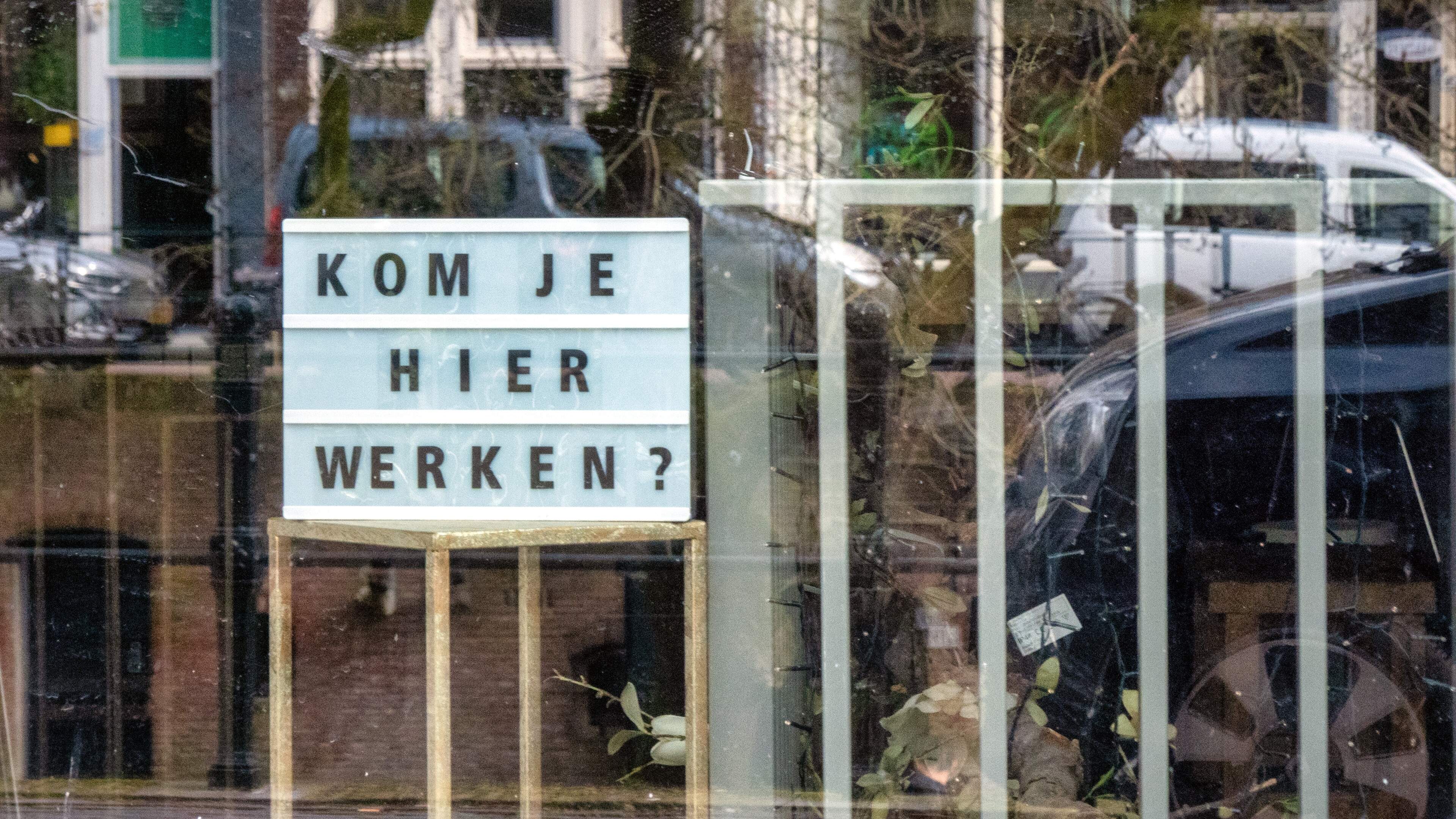 Flexi-jobs ondergraven de sociale zekerheid, weg ermee