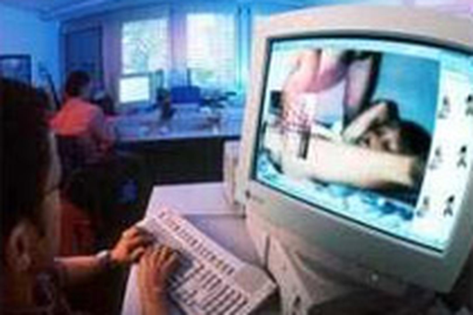 KINDERPORNO IJsbreker tegen kinderporno | De Standaard