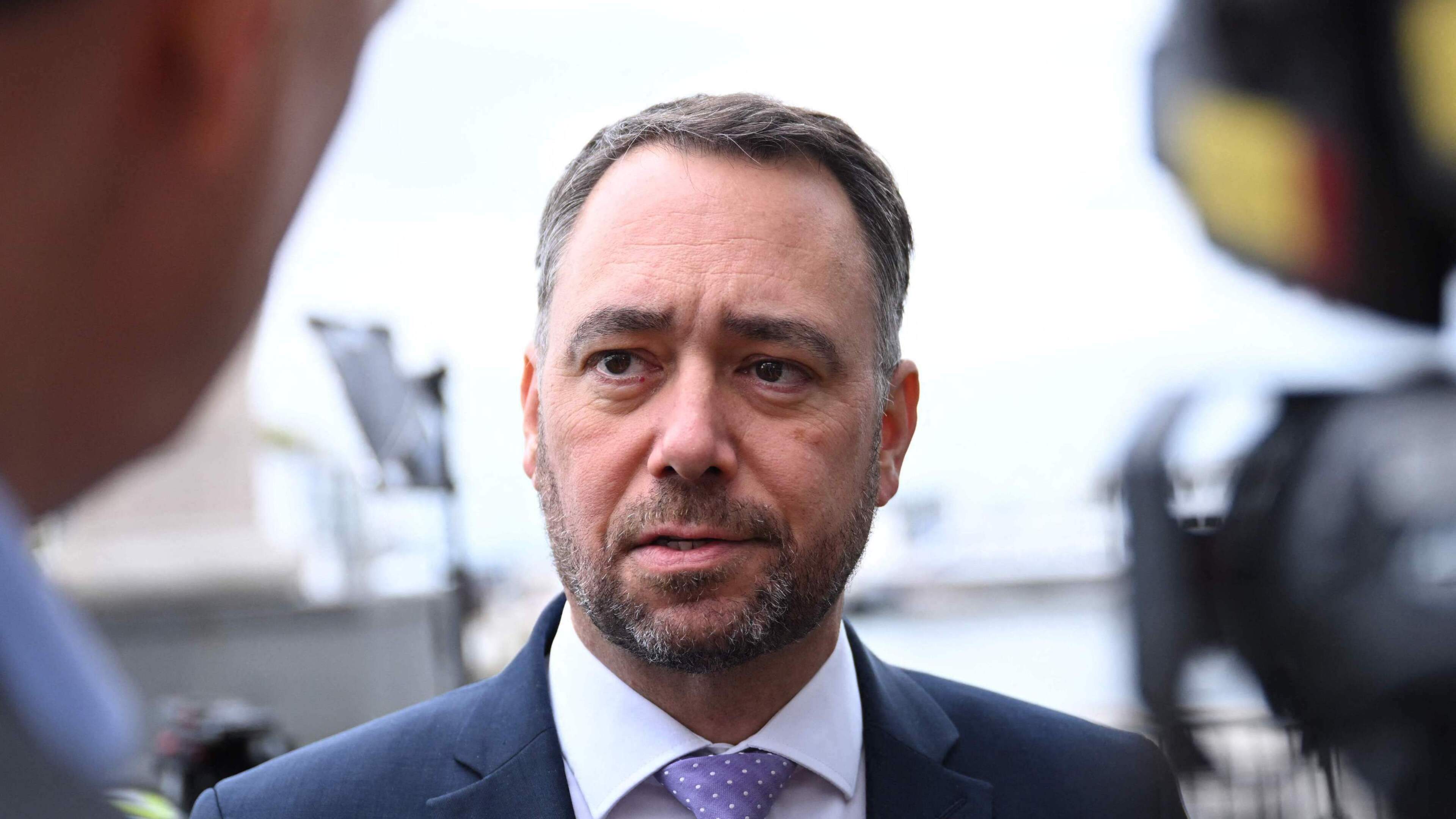 Minister Prévot roept Russische ambassadeur op het matje: “België blijft in Kiev”