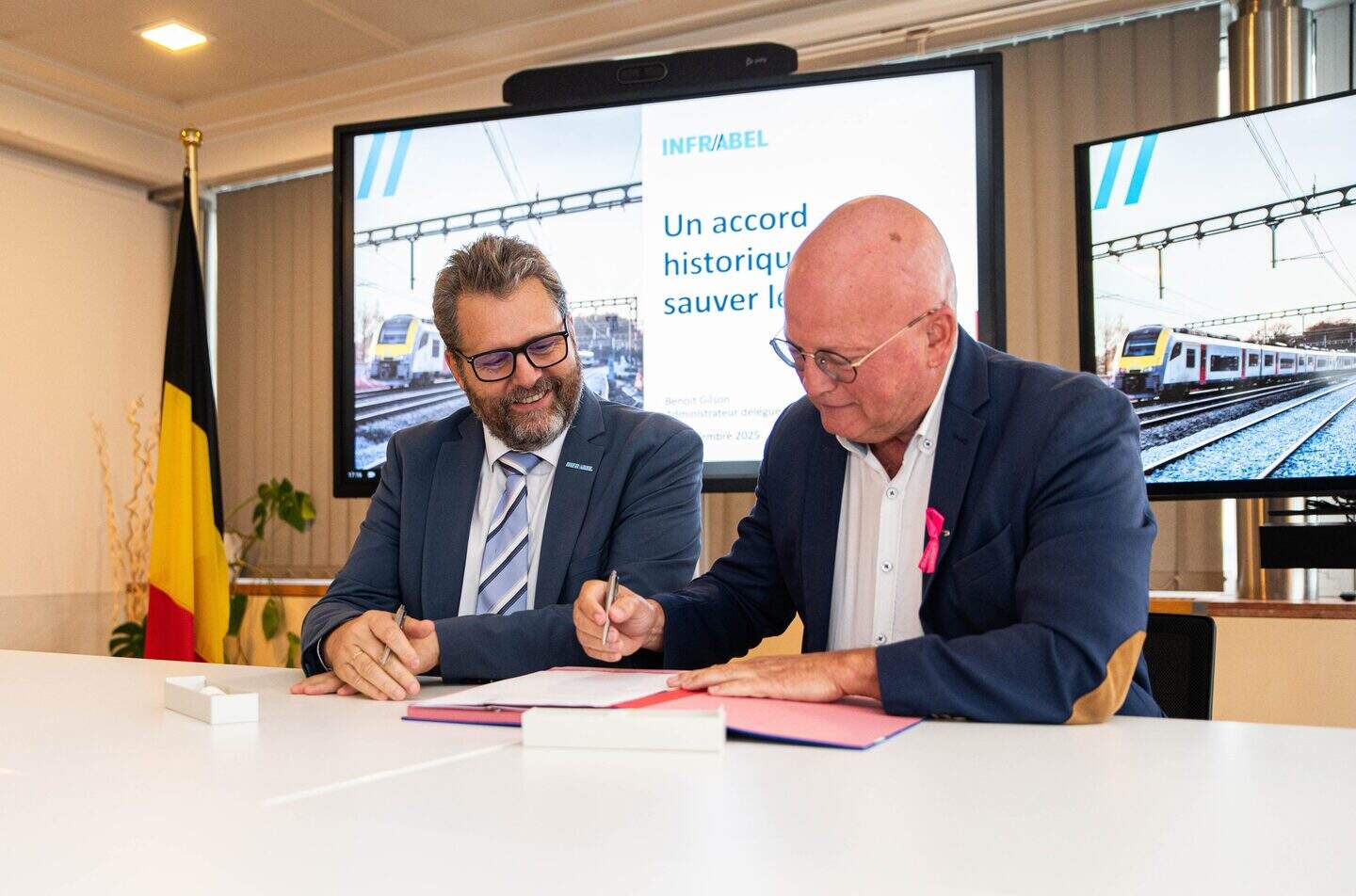 Minister tikt Infrabel op de vingers voor exclusief Lady Gaga-concert ...