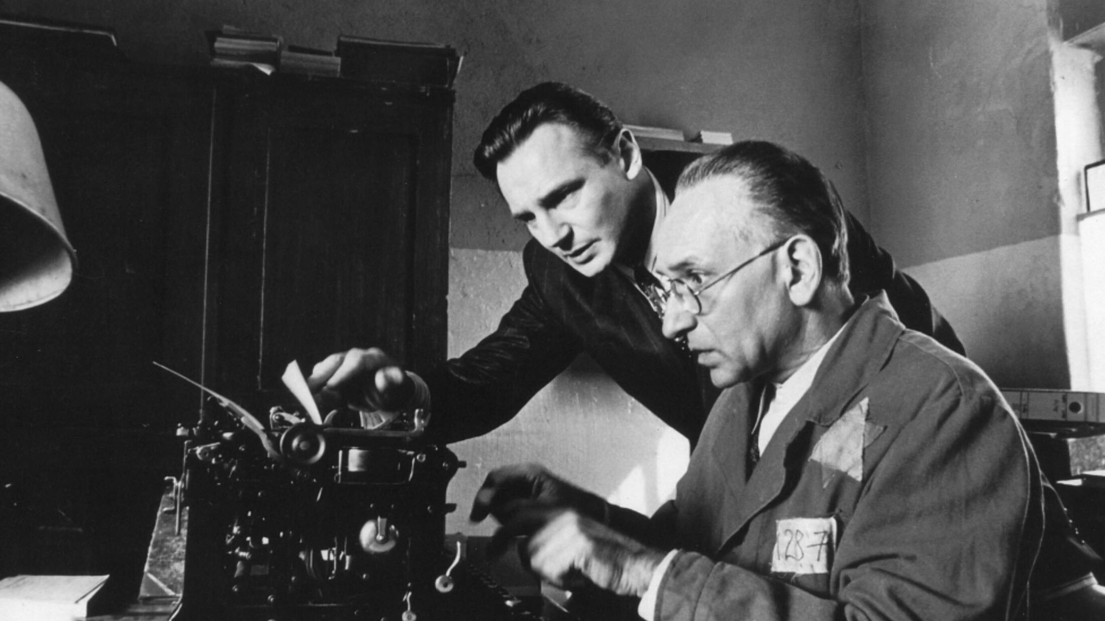 Dinsdag op tv: de holocaustfilm van Spielberg, de retraite van Joke Devynck en het ooggetuigenverslag uit Noord-Ierland