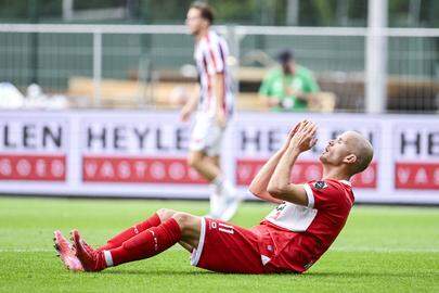 Antwerp speelt vrijdagavond de openingswedstrijd in een stadion met werfhekken. Het speelde er al eerder een oefenwedstrijd tegen Willem II, waarin Geoffry Hairemans geblesseerd uitviel.