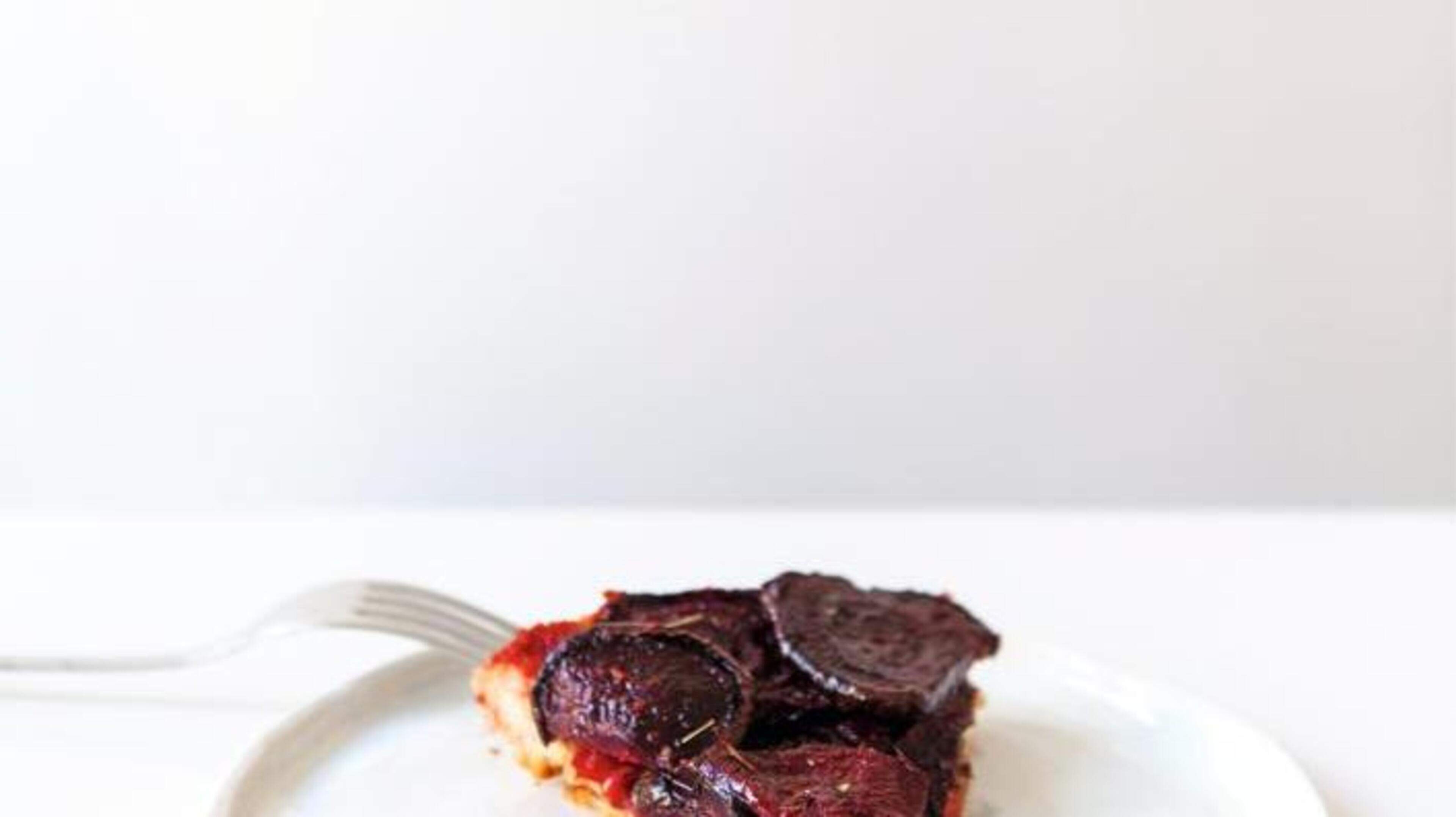 Tarte tatin met rode biet en geitenkaas