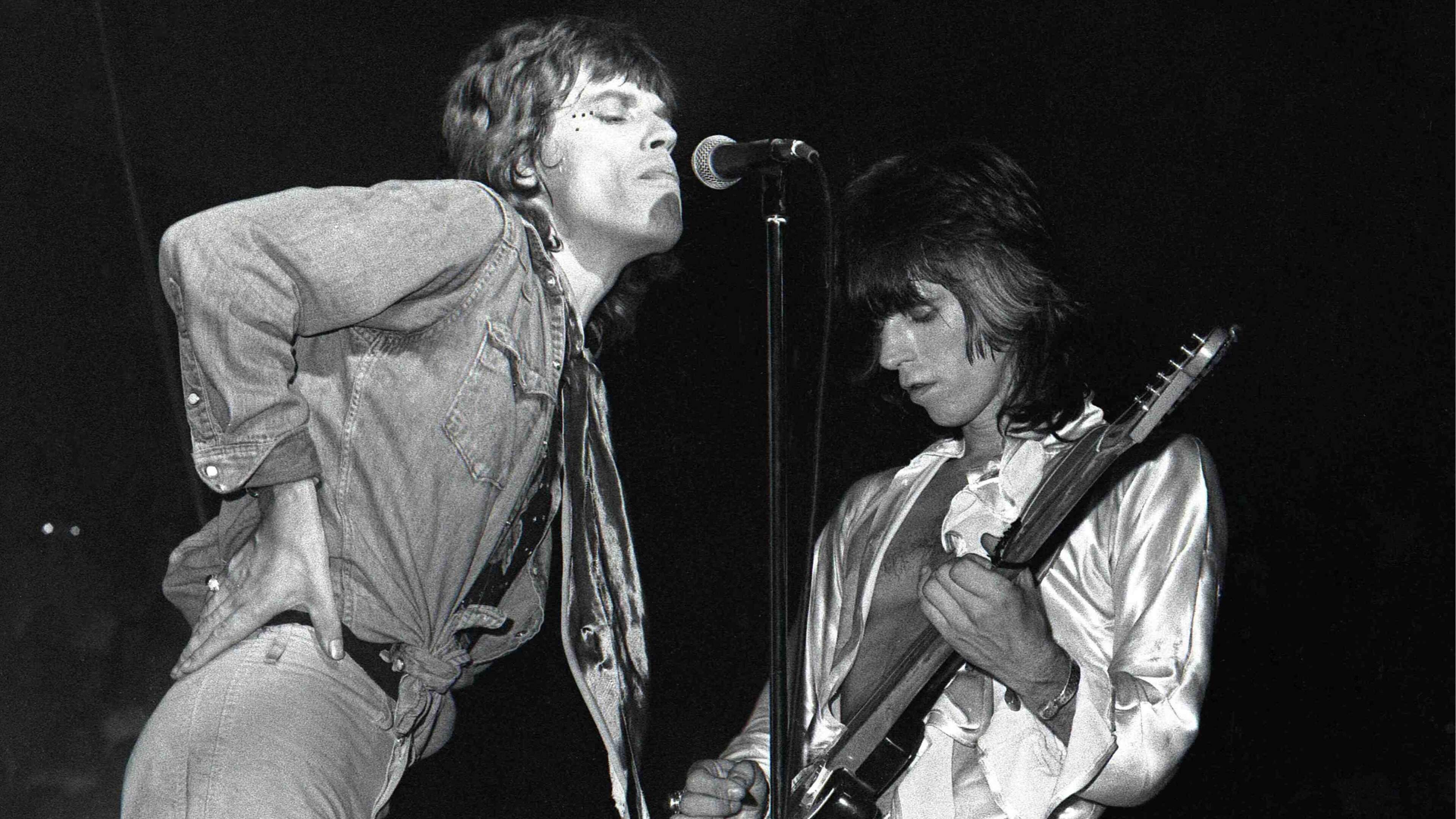 Het mag een wonder heten dat Keith Richards nog leeft: nieuwe biografie van The Rolling Stones duikt in de donkerste ontsporingen ★★★★☆