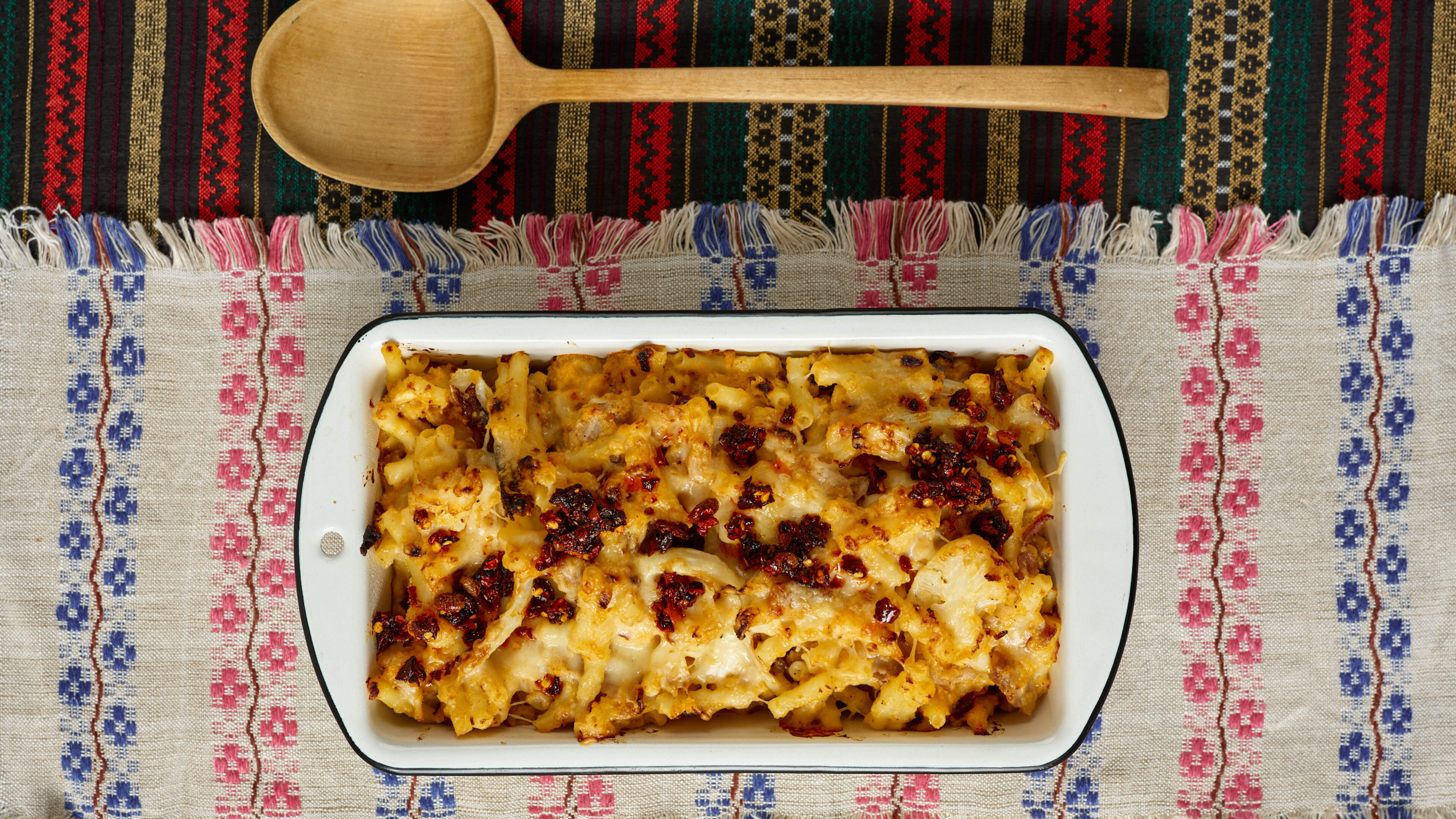 Koken met 5 ingrediënten: macaroni met bloemkoolsaus