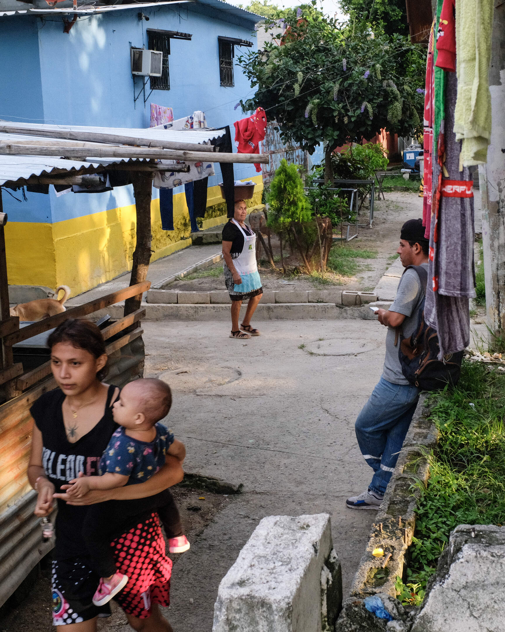 In El Salvador, Trumps favoriete dictatuur: “Als je niet voor president  Bukele bent, dan ben je voor de gangsters” | De Standaard