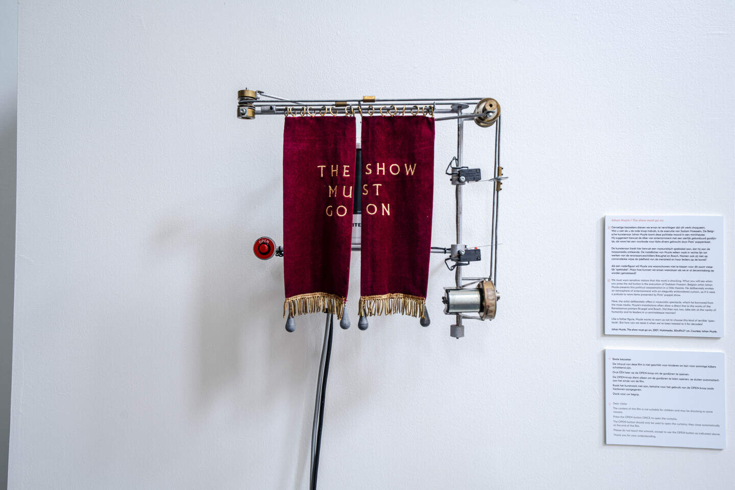 &lsquo;The show must go on&rsquo; van Johan Muyle.