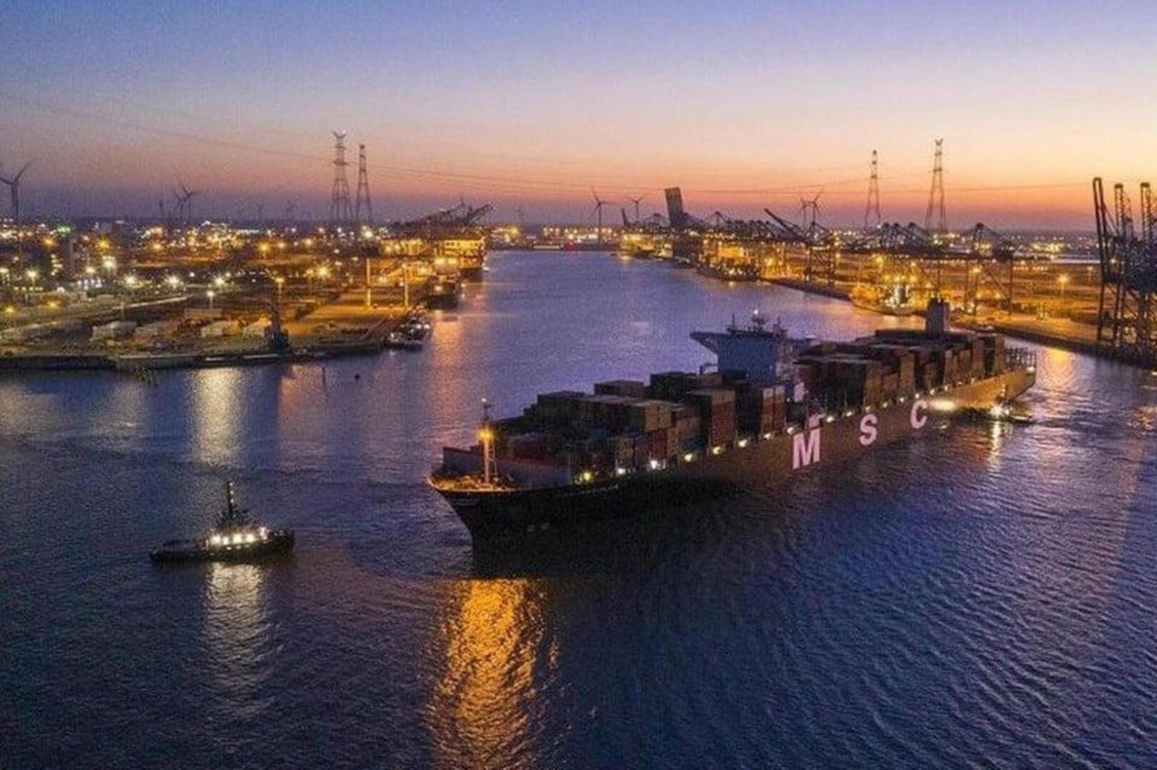 Container met mogelijk militair materiaal voor Israël wacht in ...