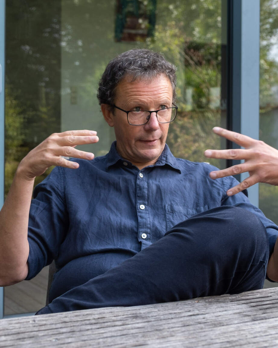 Ive Marx (UAntwerpen): “Een overstap maken naar werk brengt financieel echt wel wat geld op.”