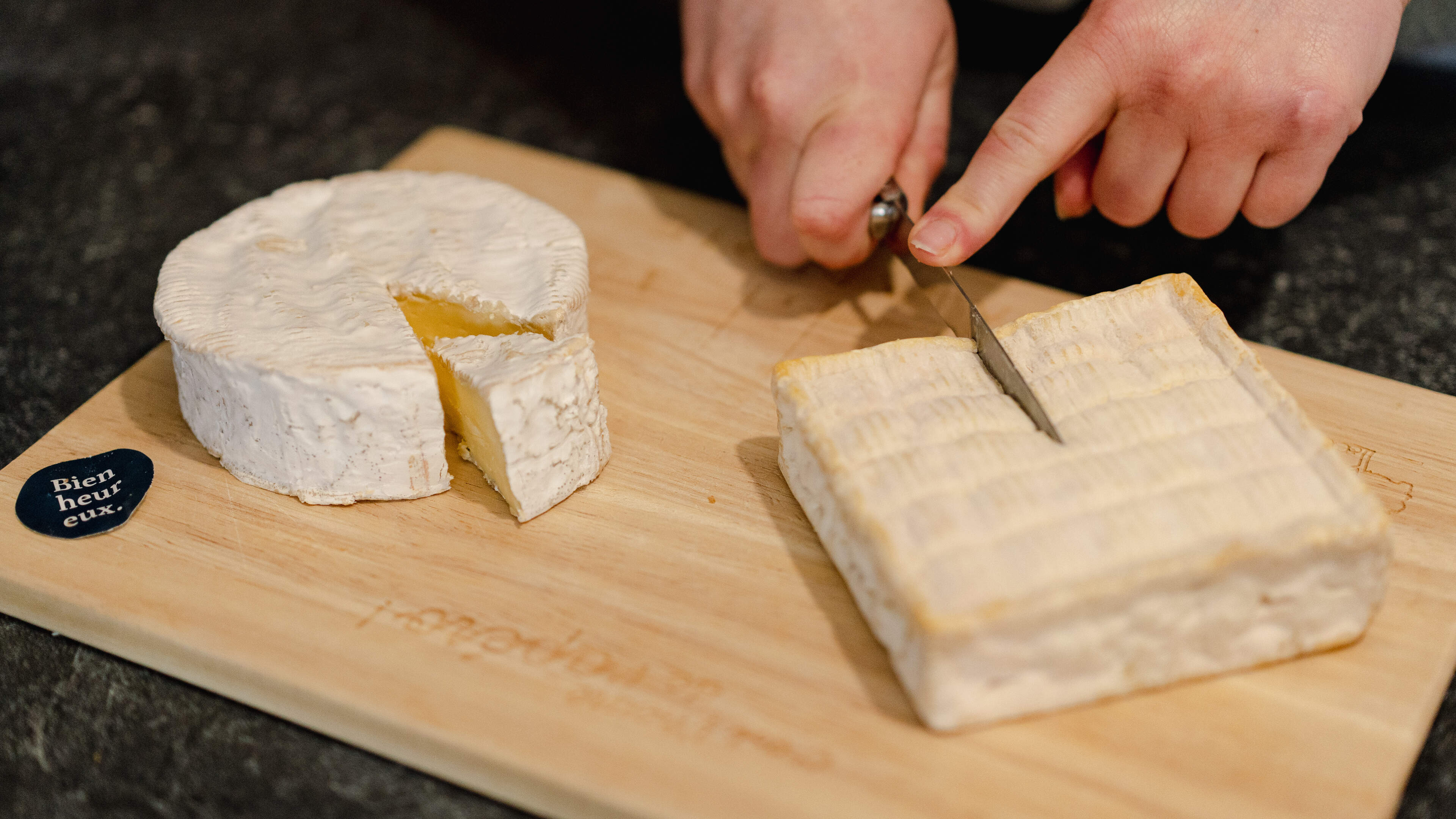 Er is amper nog echte camembert te vinden in Camembert