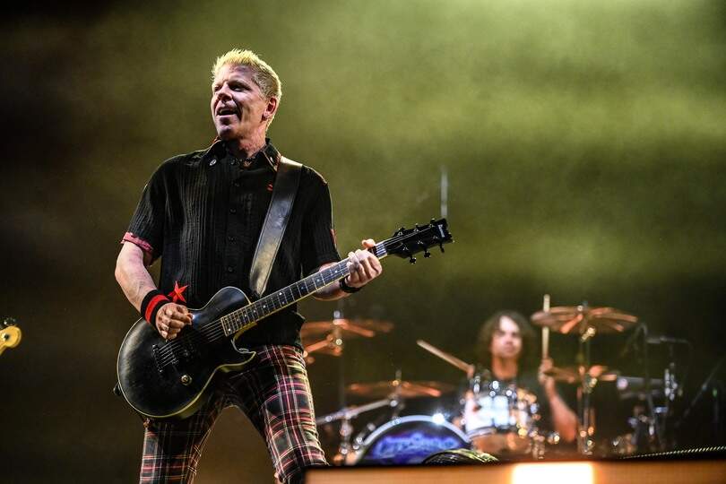 Het enige wat The Offspring een beetje hielp waren de hits ★★☆☆☆ | De ...