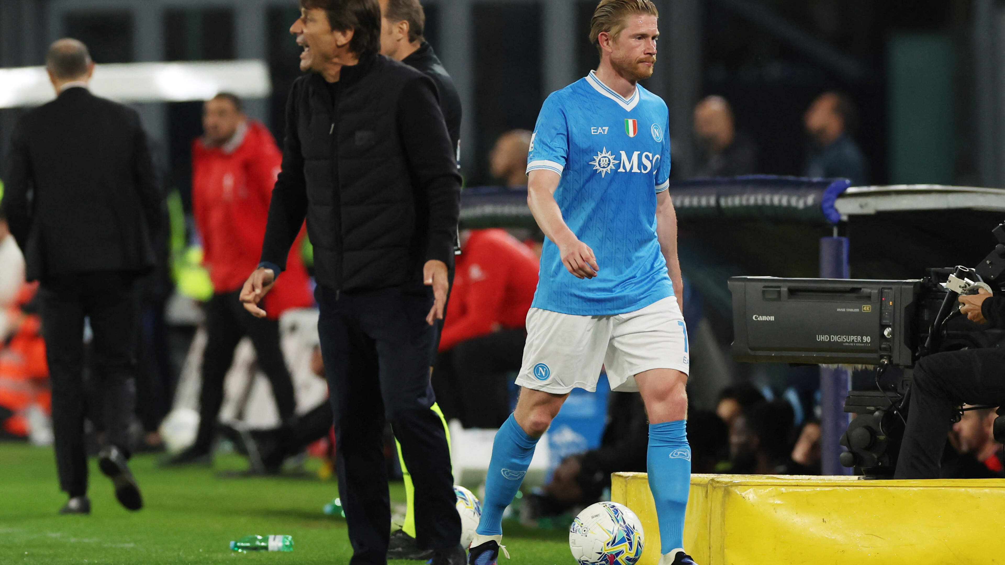 Kevin De Bruyne stelt toekomst in vraag bij Napoli: “Ik wil een gesprek over de manier van spelen”