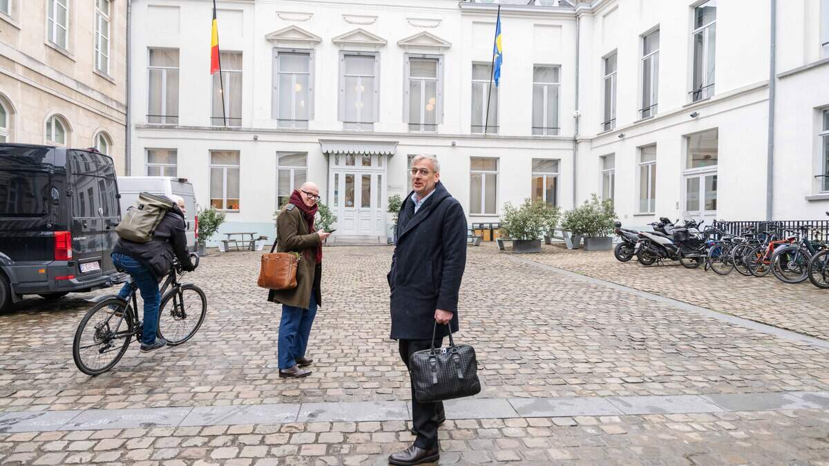 ベルフィウス氏は引き続きブリュッセル地域の銀行家であり続ける