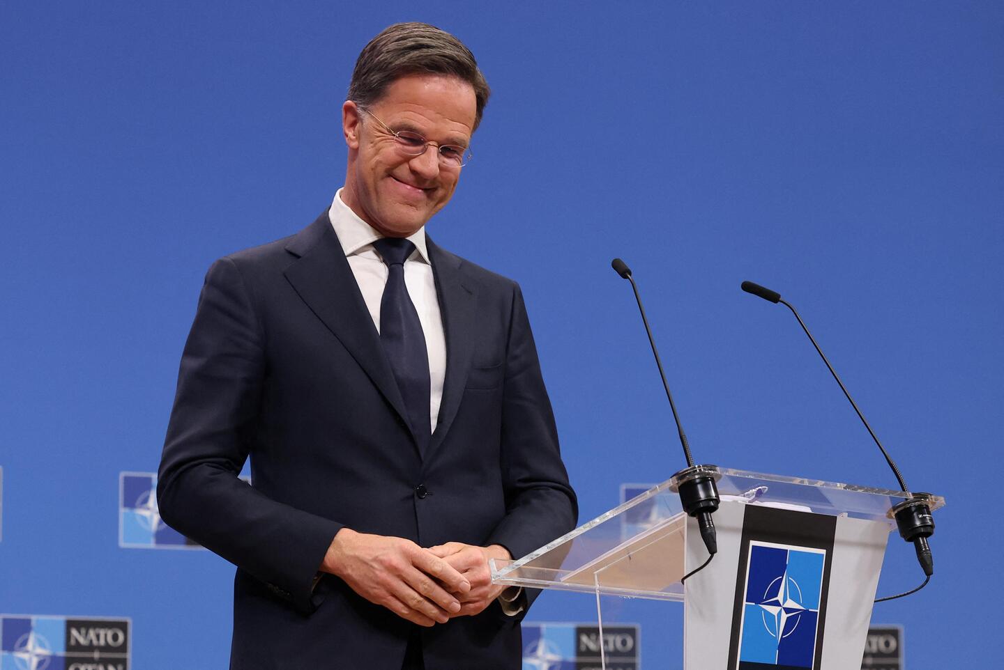 VS zetten hun bondgenoten het mes op de keel, maar Navo-baas Rutte ziet ...