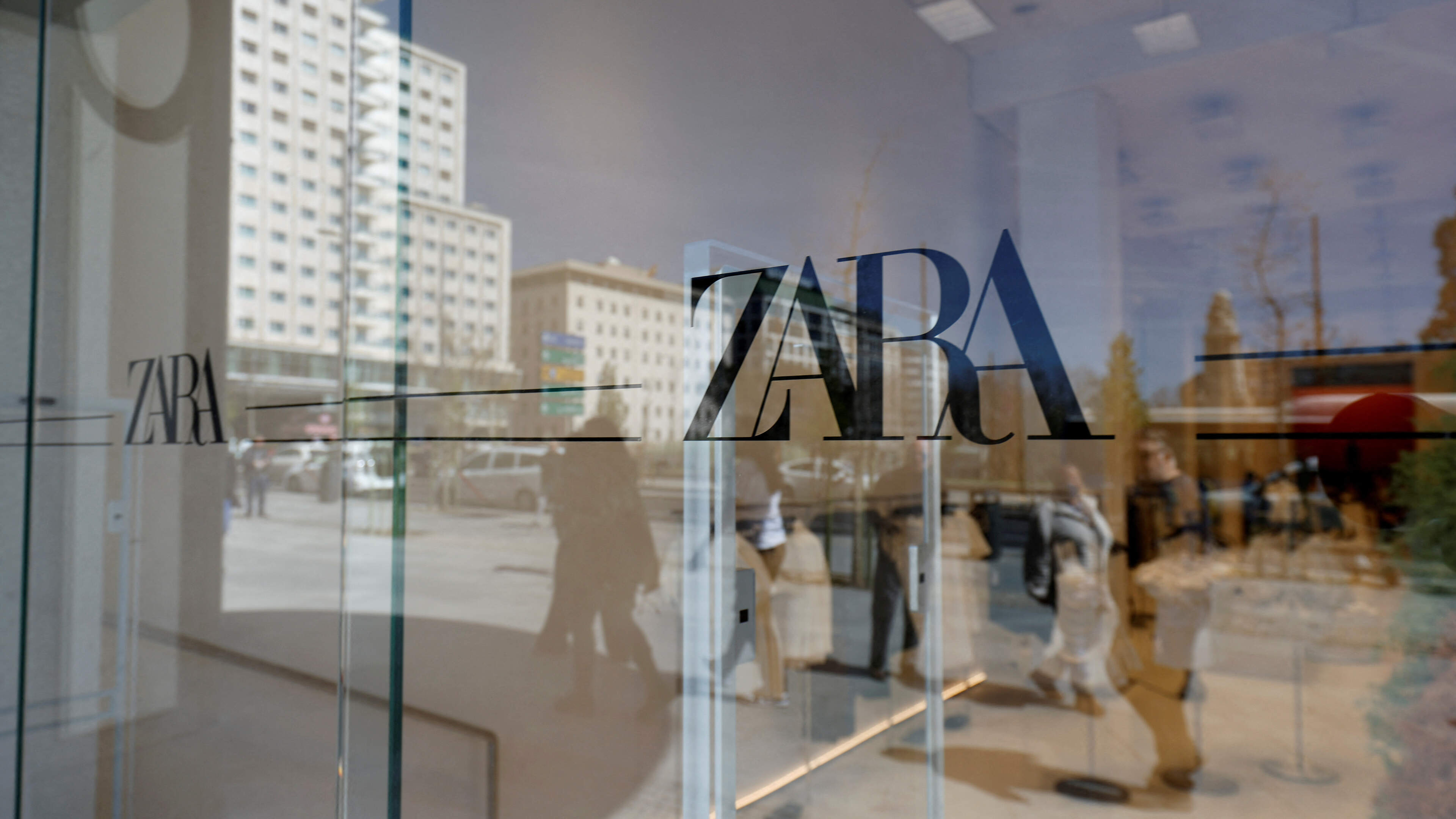 De ene flater na de andere in de Zara-webshop: na 