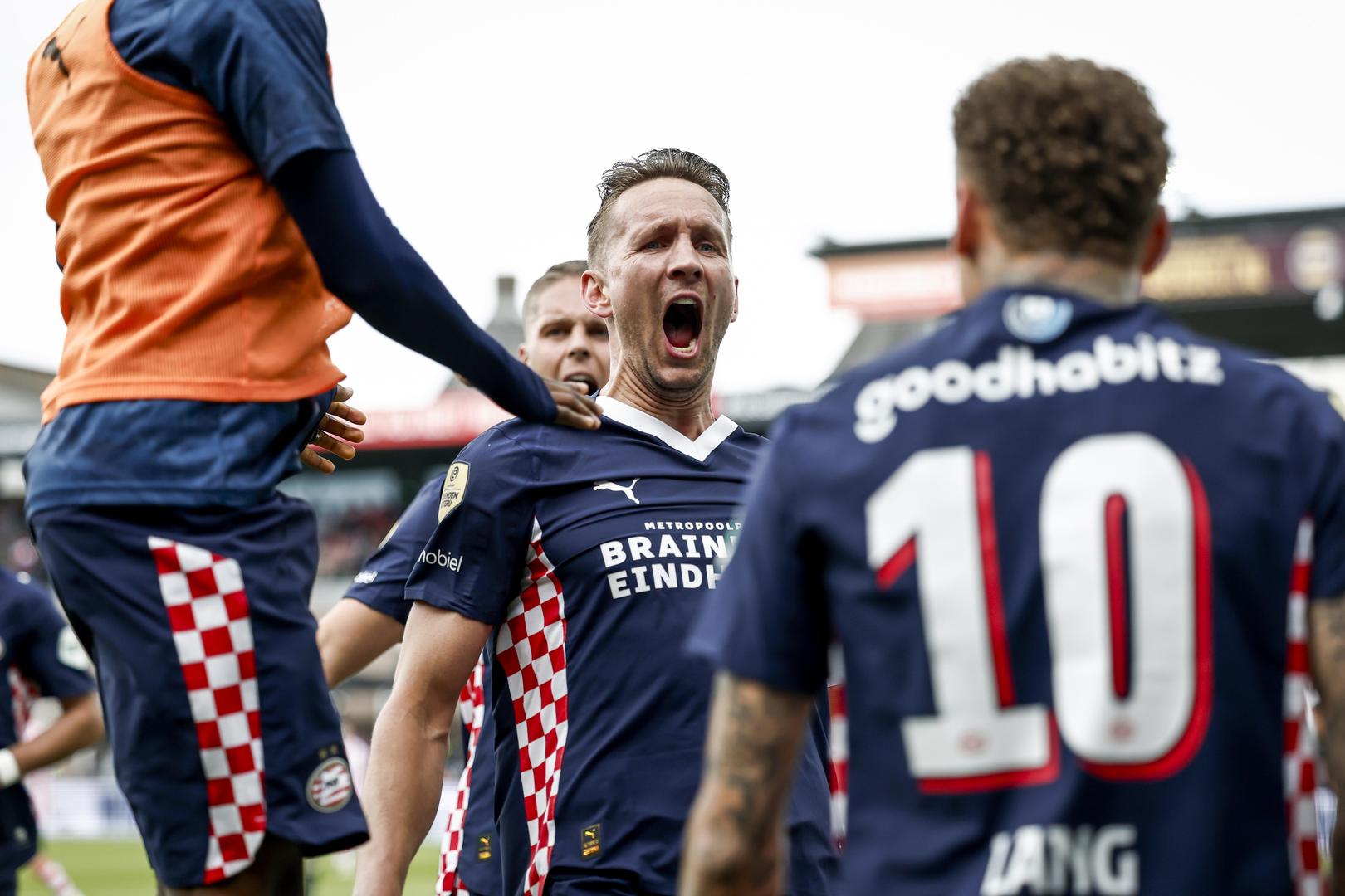 Luuk de Jong scoorde de verlossende 1-2 tegen Sparta Rotterdam.