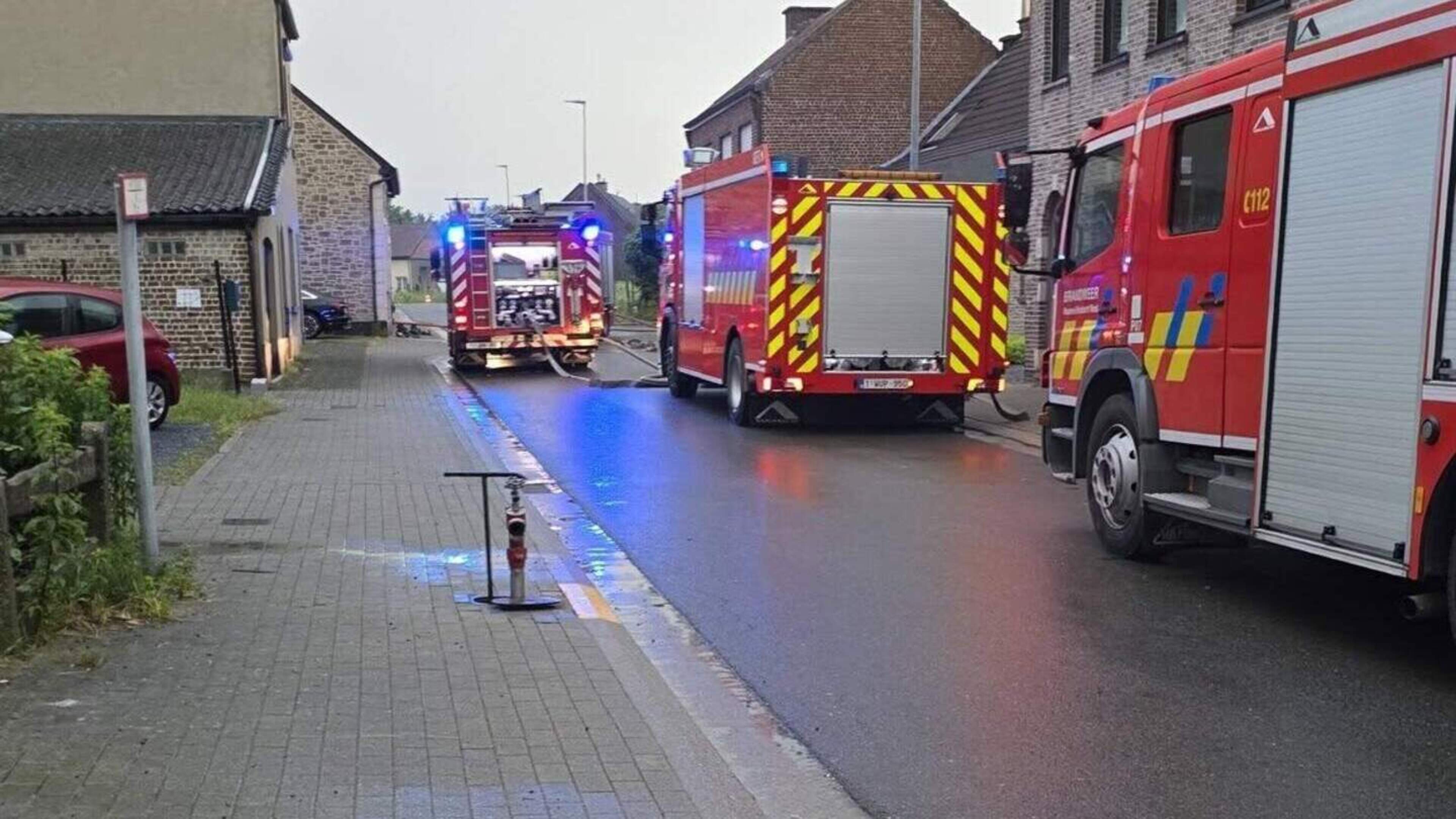 Onweer veroorzaakt woningbranden en overstromingen