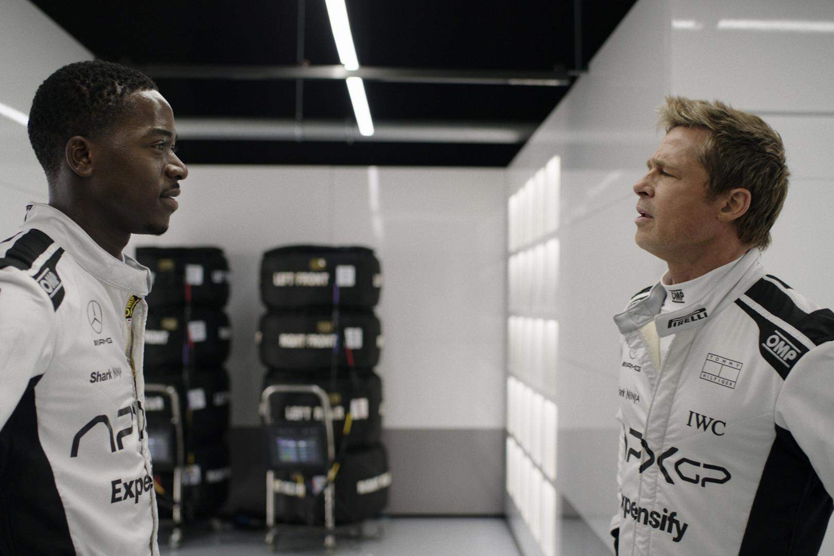 Damson Idris en Brad Pitt in F1: the movie.