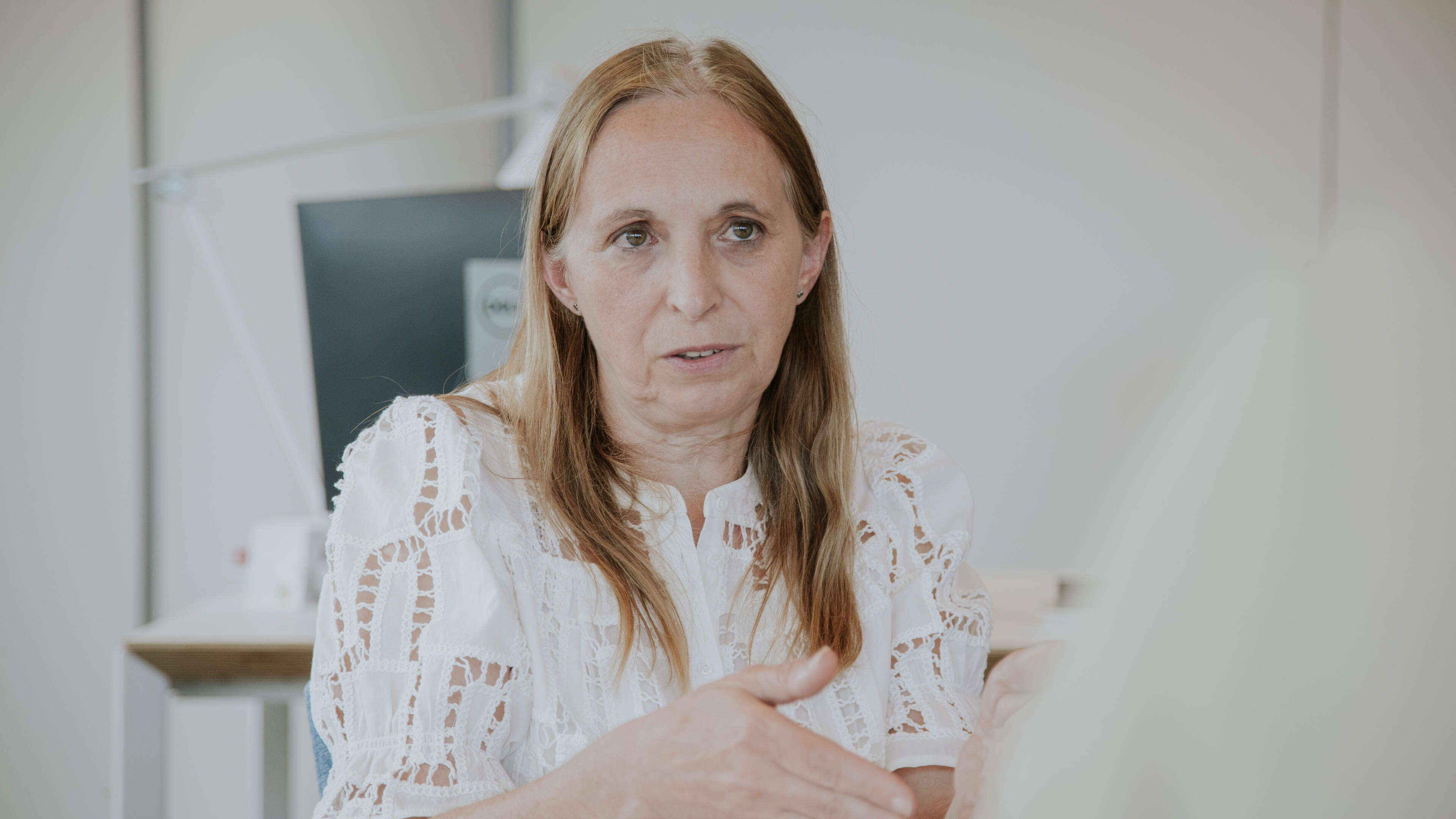 Topvrouw De Lijn: “Wij kunnen onmogelijk weten wat er elke dag op al die 2.100 schoolbusjes gebeurt”