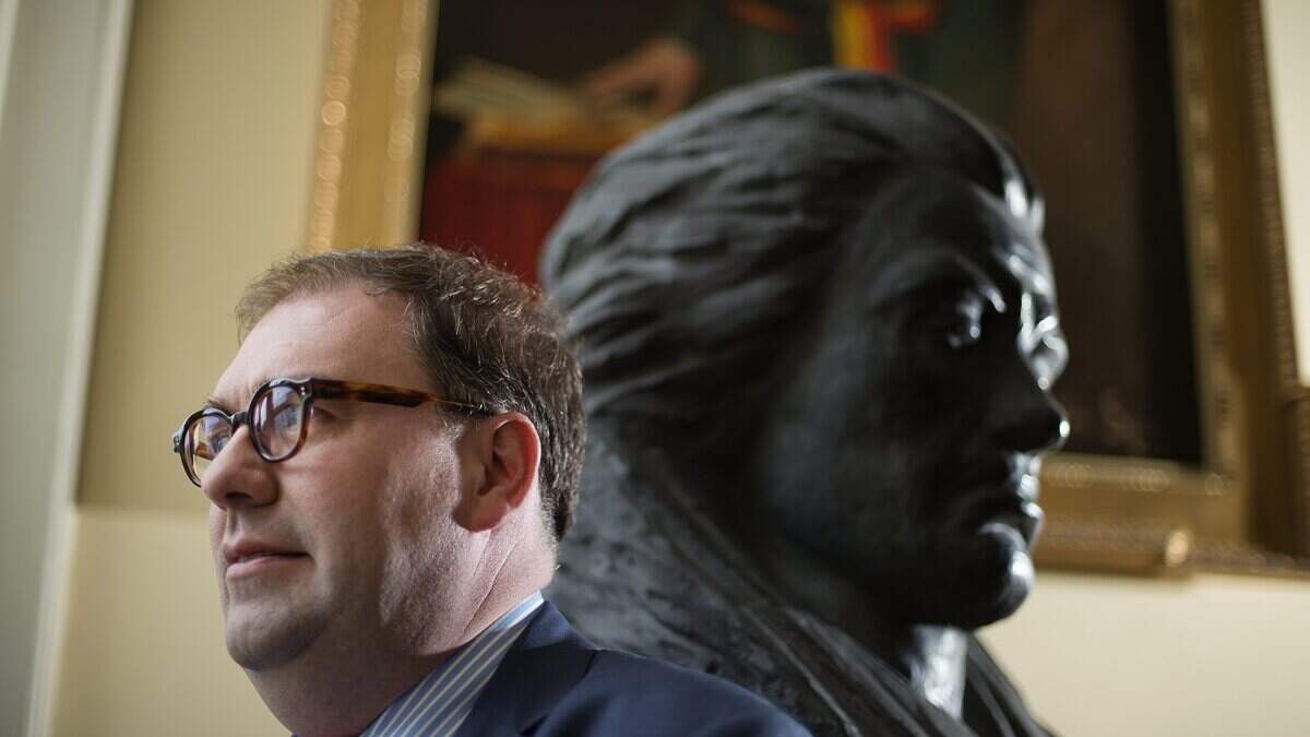 Live Politics Brussels Consultationが終了し、Sven Gatz（オープンVLD）予算介入の提案