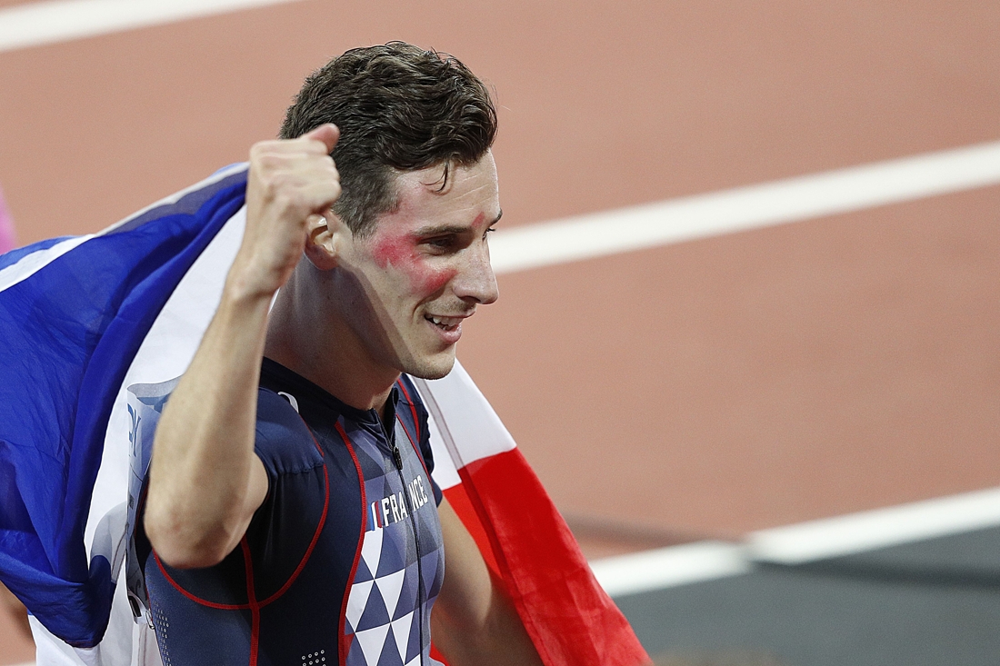 Wereldkampioen op 800 meter slachtoffer van geweld: meerdere breuken en ...