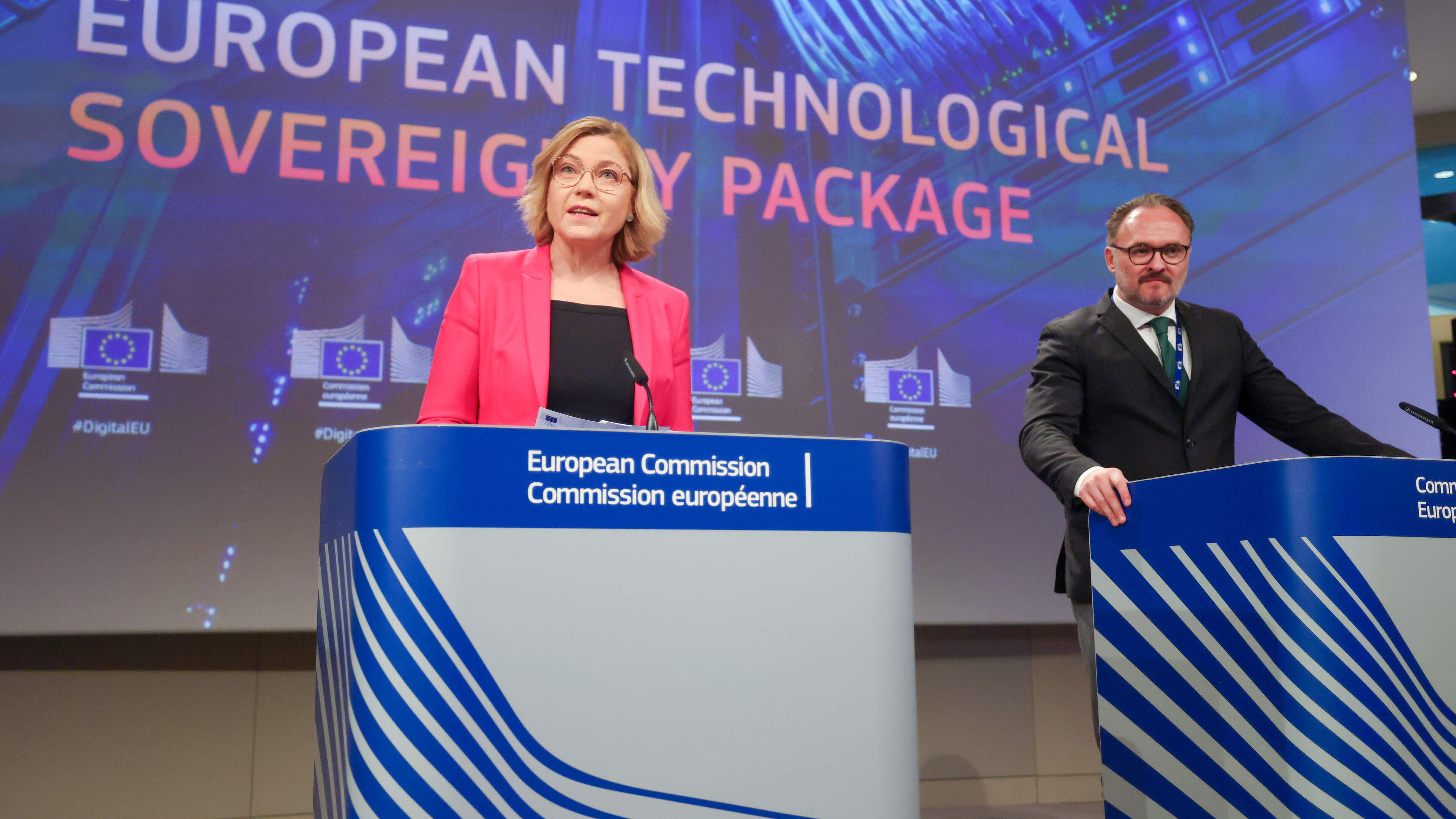 Europa’s dilemma: technologisch ‘soeverein’ worden én Trump niet tegen de borst stoten