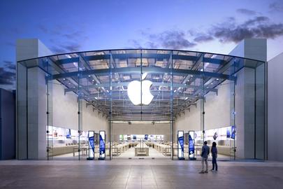 Apple meldde dat de tarieven het bedrijf al 800 miljoen dollar gekost hebben.