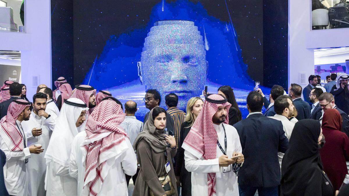 Geen menselijke fouten meer: nergens wordt AI zo gretig ontvangen als in Saudi-Arabië