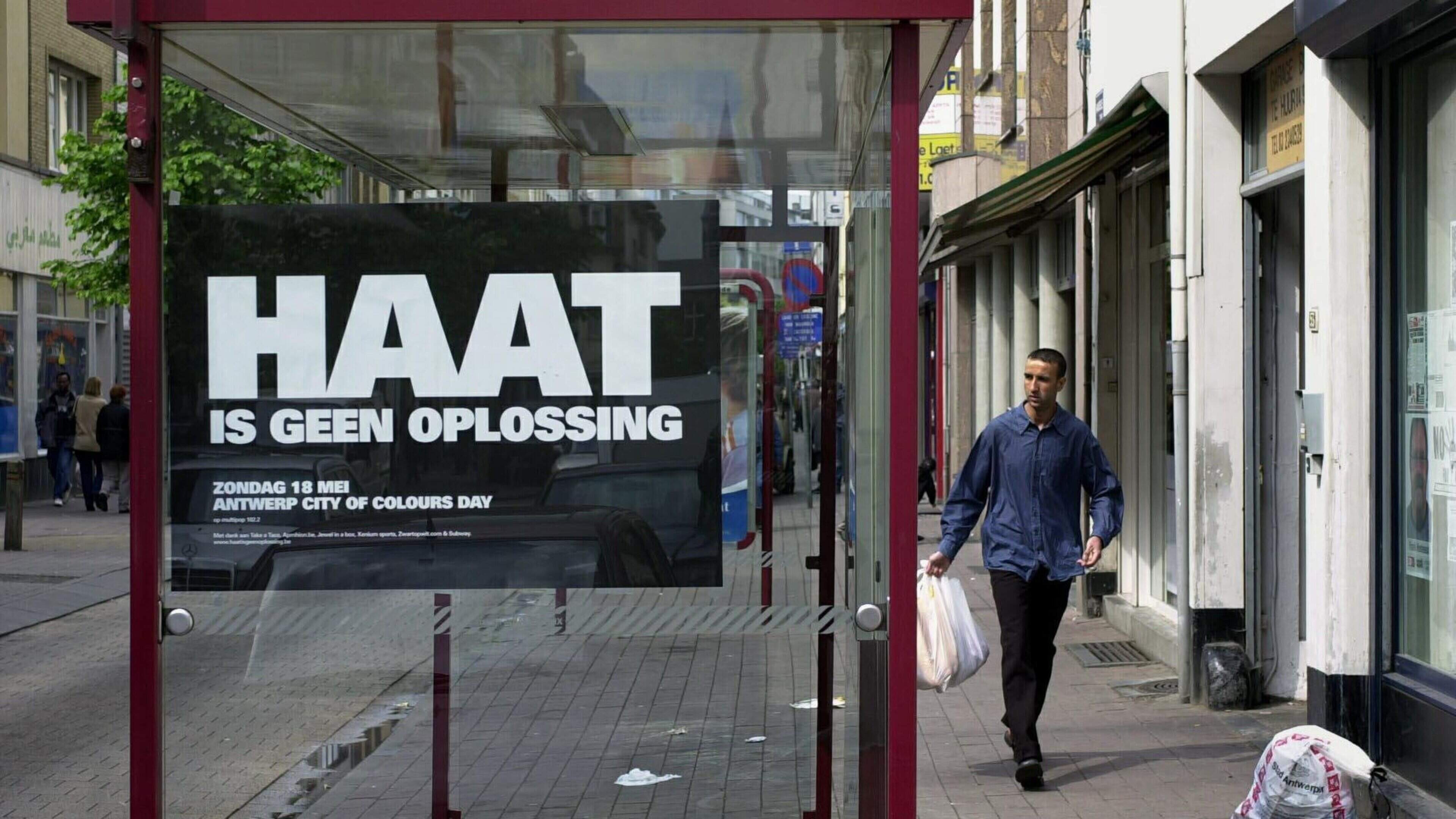 Met selectieve verdediging van vrije meningsuiting werk je racisme in de hand