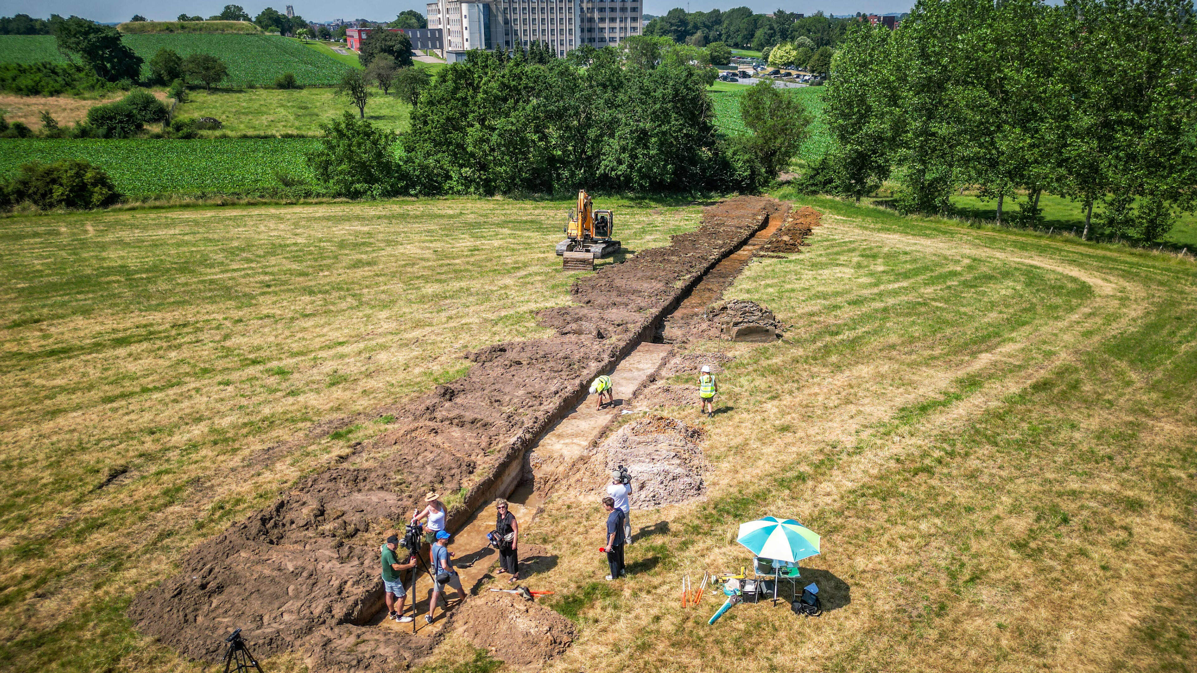 Vinden archeologen de legendarische vesting van Ambiorix vlak bij Maastricht? ‘Julius Caesar zuigt d