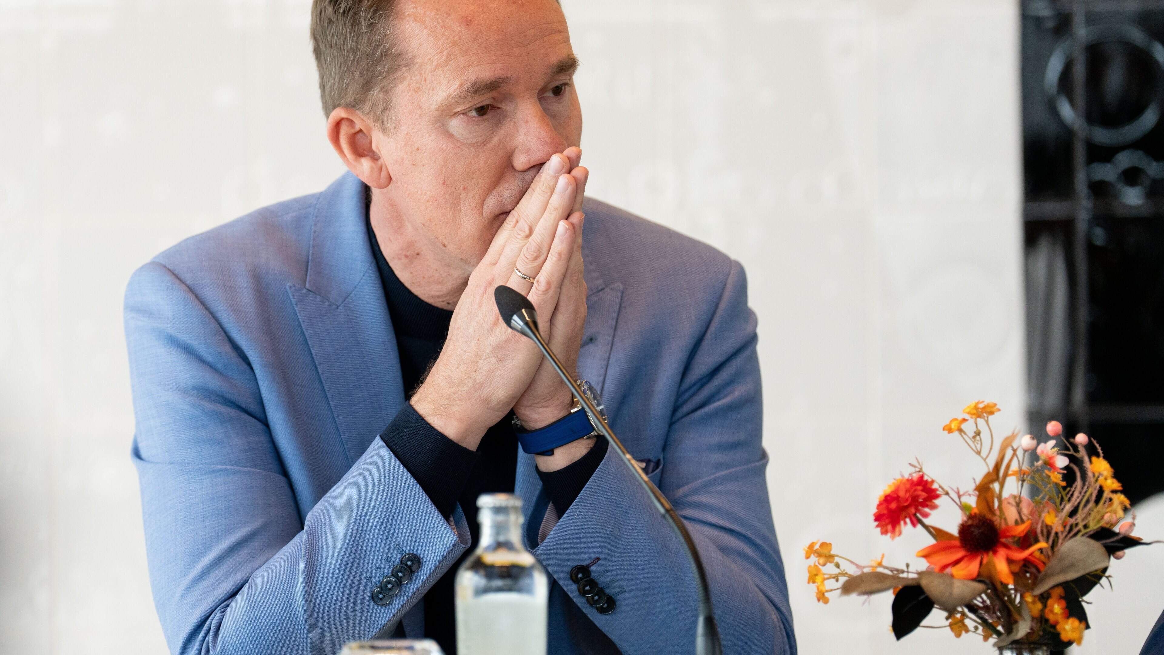 Vorige week vond minister Brouns nog dat niemand aan “bangma