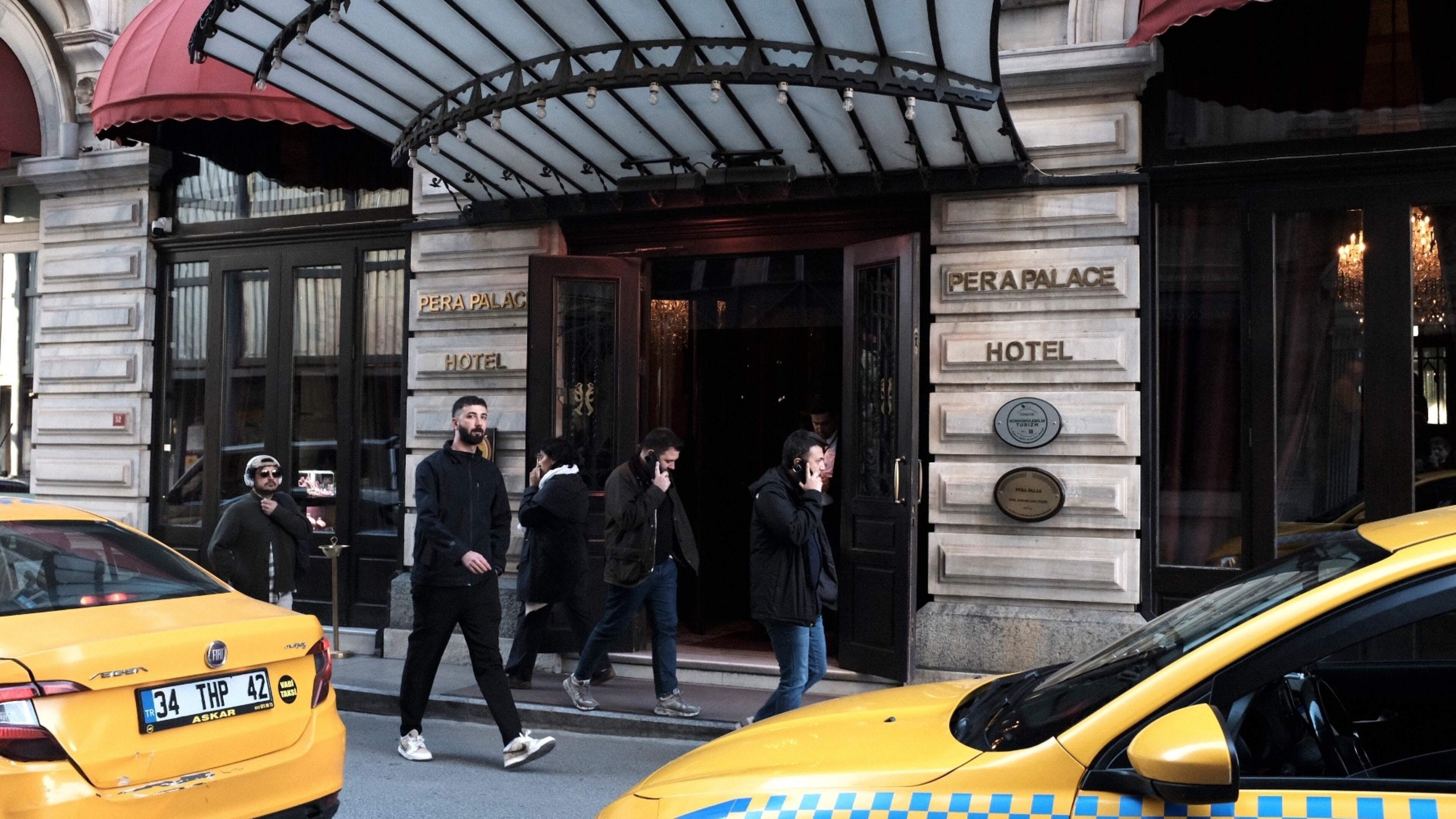 In het Pera Palace-hotel in Istanbul vind je vergane Belgische glorie. En er lopen spionnen rond